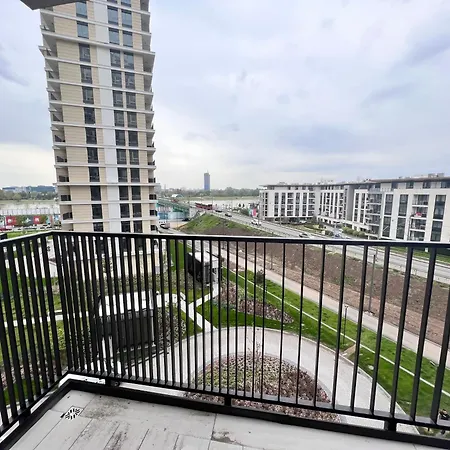 Bw Casa Lumiere Apartment